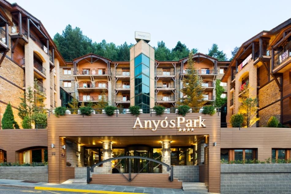 Aparthotel Anyospark Mountain & Wellness Resort La Massana Esterno foto